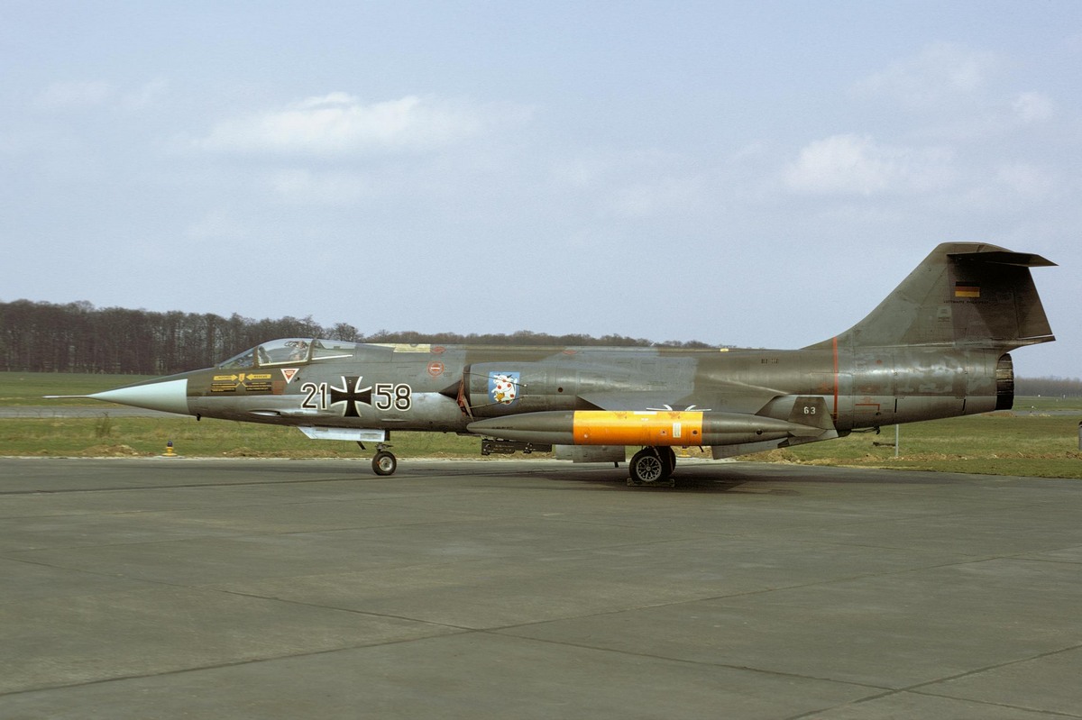 21_58_(01)_noervenich_04.1975_(archiv_zetsche).jpg