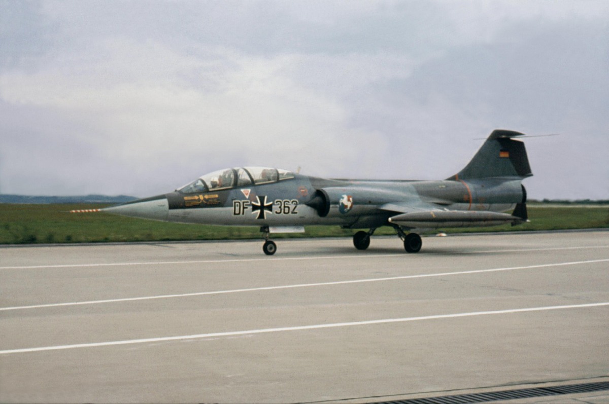df_362_(01)_wahn_10.1968_(grondstein).jpg