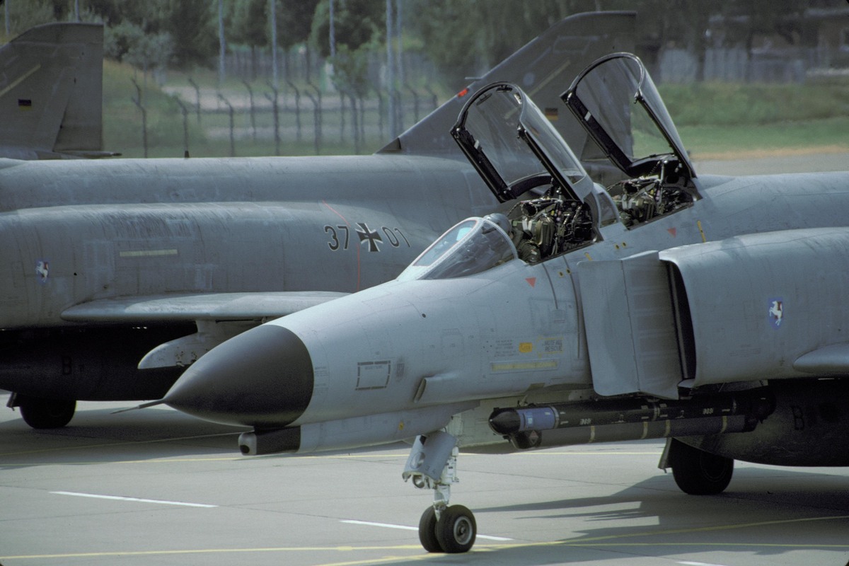 (02)_(feldmann).jpg
