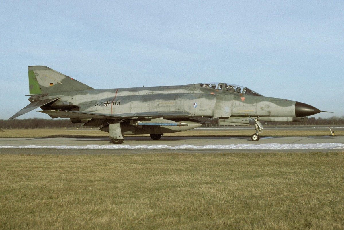 37_05_(02)_01.1997_(archiv_zetsche).jpg