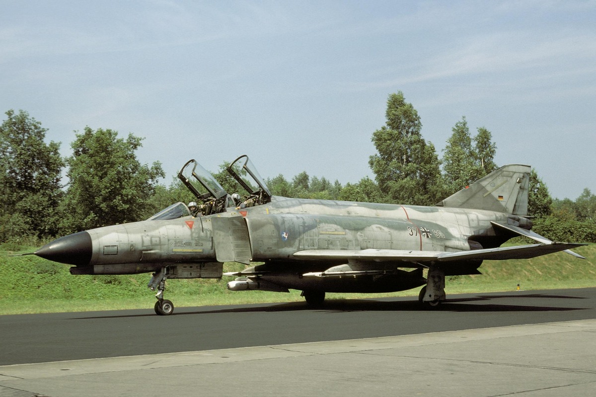37_65_(08)_twenthe_08.1990_(archiv_zetsche).jpg