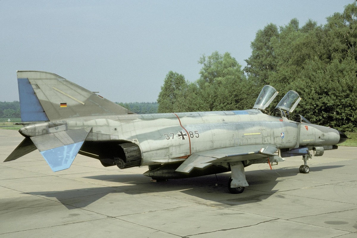 37_85_(01)_twenthe_(archiv_remfert).jpg