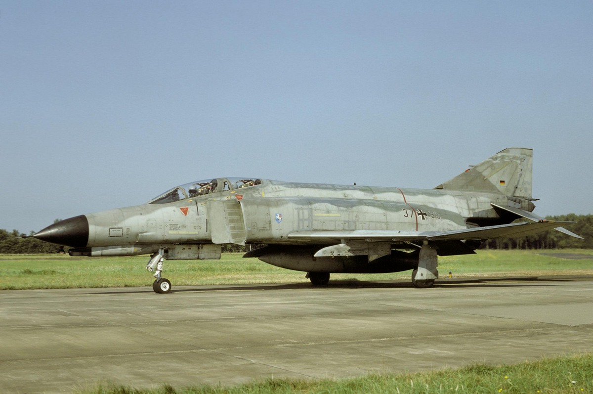 37_93_(03)_twenthe_08.1990_(archiv_zetsche).jpg