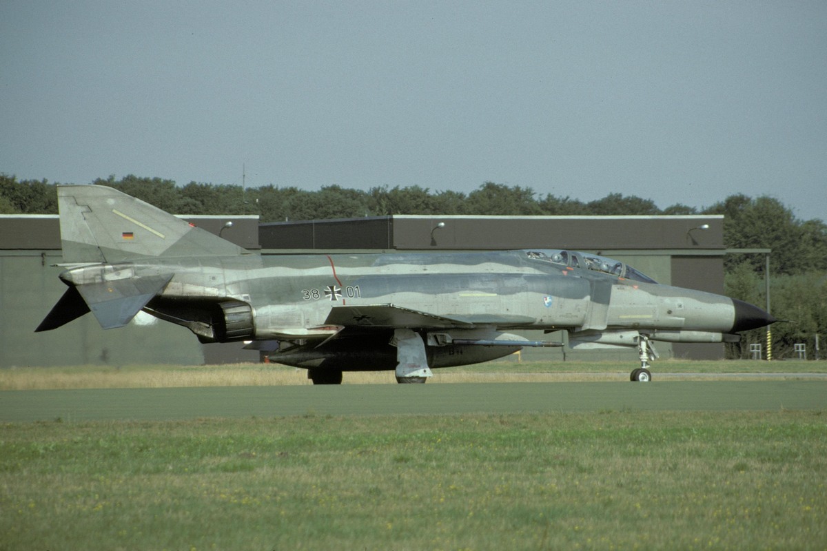 38_01_(02)_(feldmann).jpg