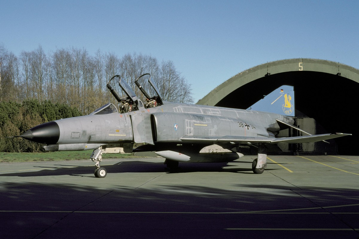 38_34_(08)_(feldmann).jpg