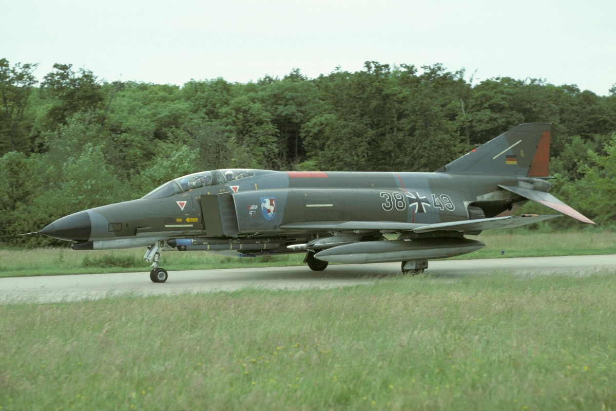 38_49_(01)_jever_07.1982_(zetsche).jpg