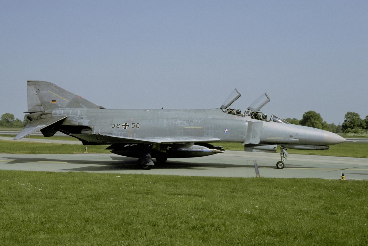 38_50_(01)_05.1998_(zetsche).jpg