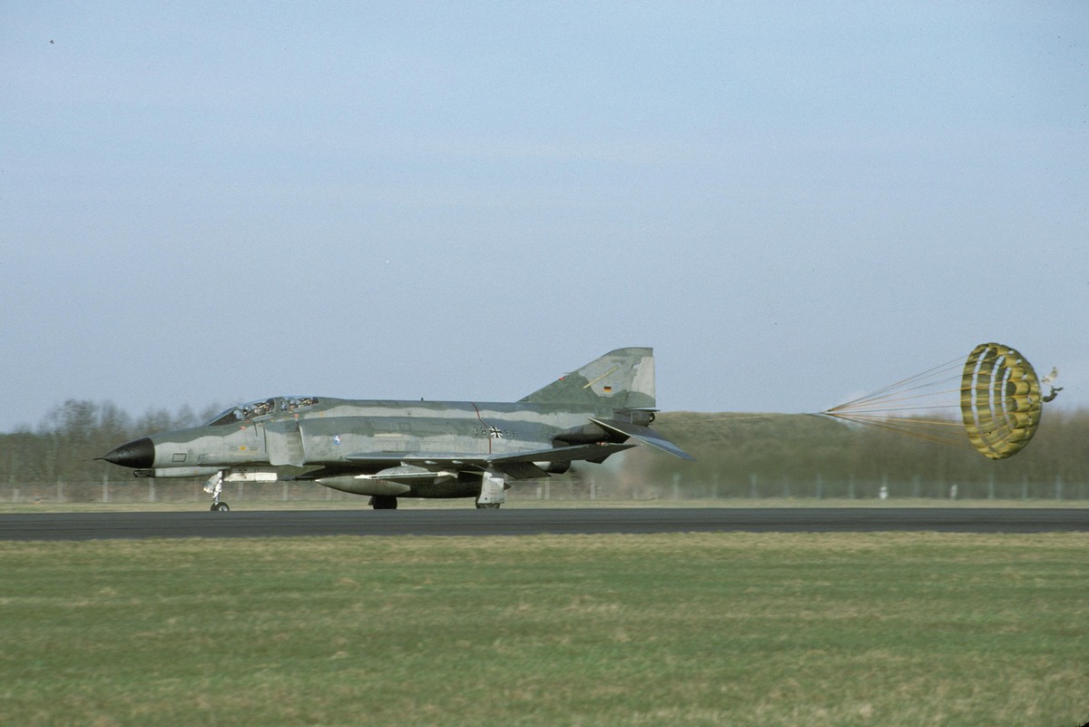 38_66_(02)_(feldmann).jpg