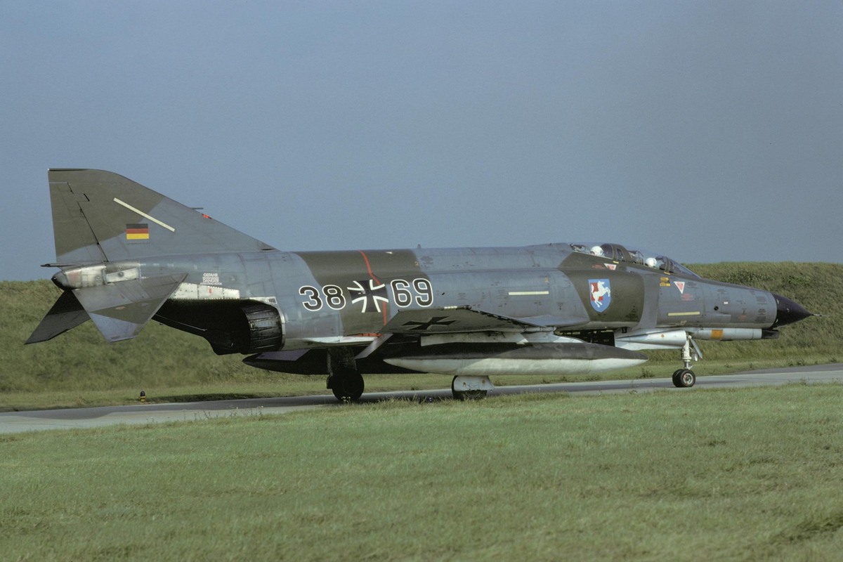 38_69_(01)_09.1981_(zetsche).jpg