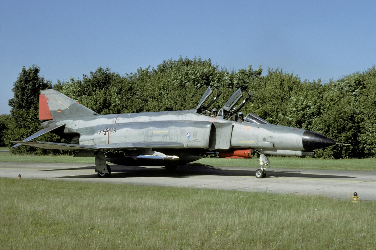 38_75_(01)_08.1996_(zetsche).jpg