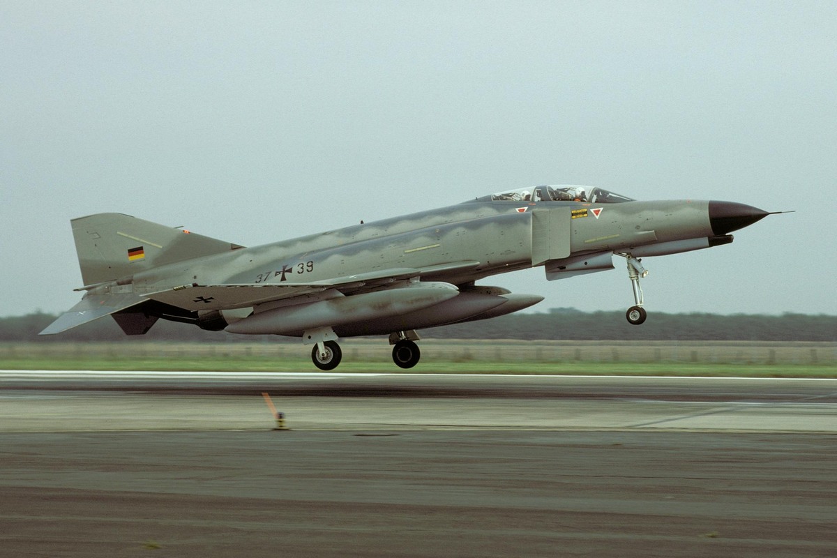 37_39_(01)_09.1981_(zetsche).jpg