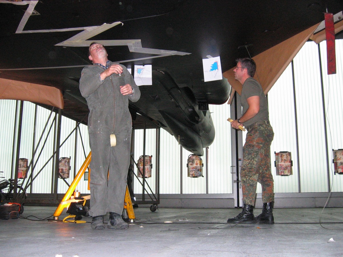 10_(20.10.05)_-_(kirsch).jpg