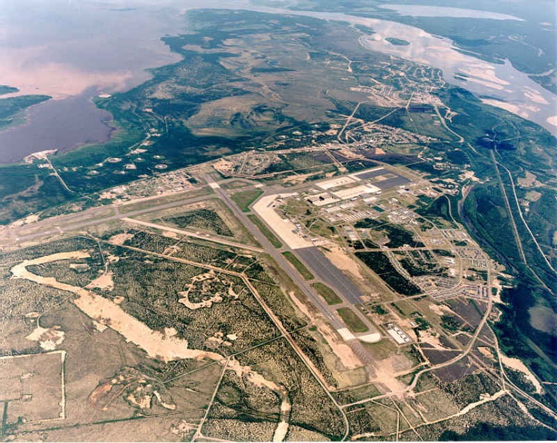 goosebay_airport_(archiv_wall).jpg