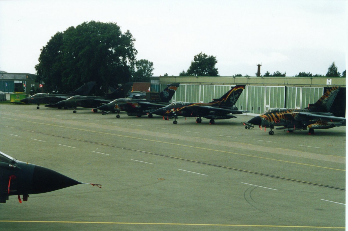 tornadotreffen_(f305wall).jpg