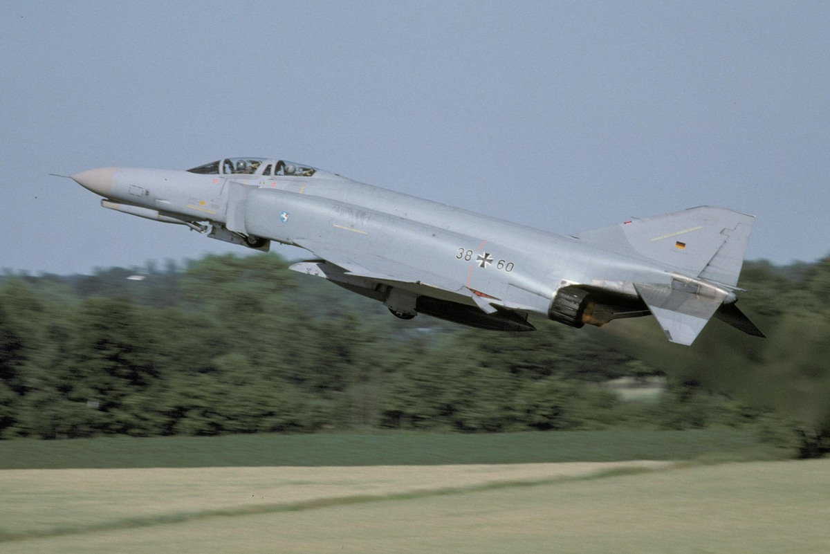 38_60_(17)_07.2005_(zetsche).jpg