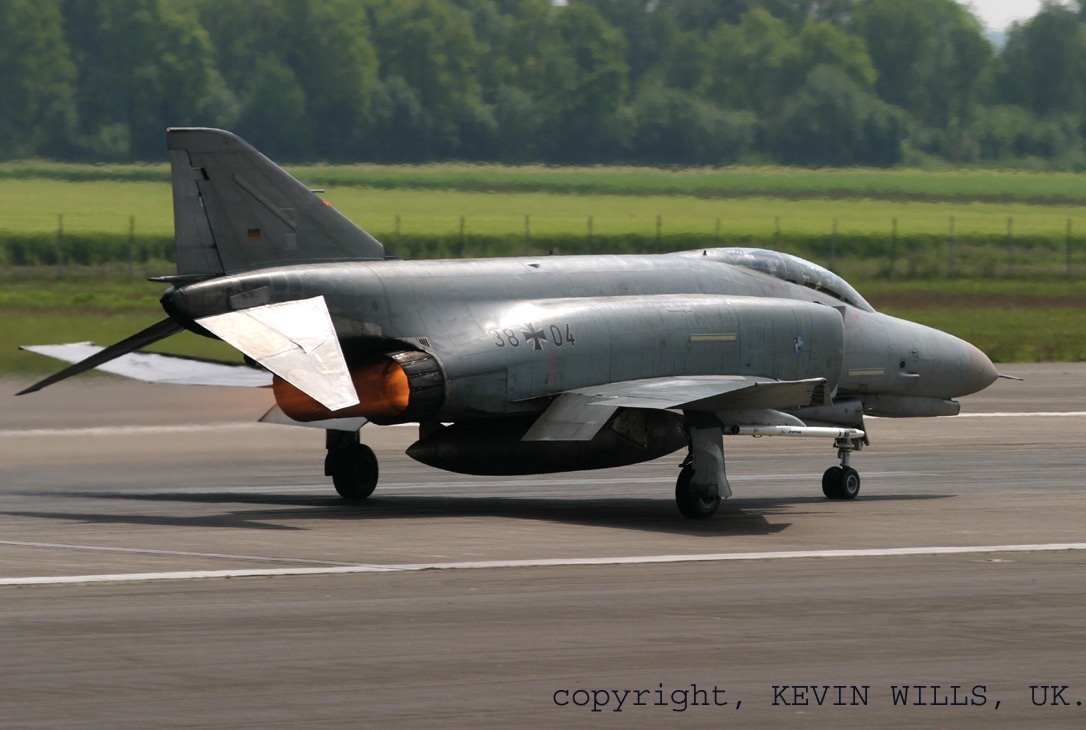 runway2_(wills).jpg
