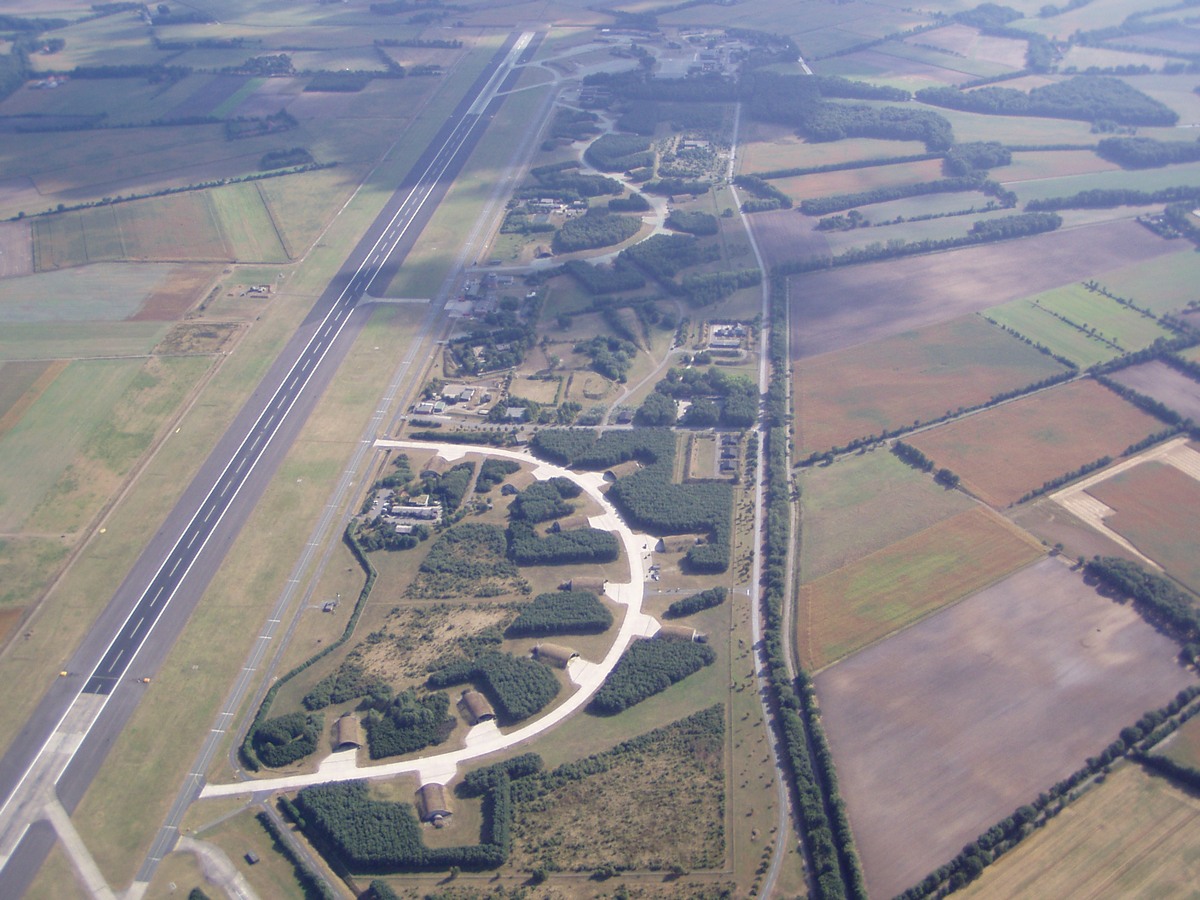 flugplatz_hopsten_august_2003_luftbild_07.jpg
